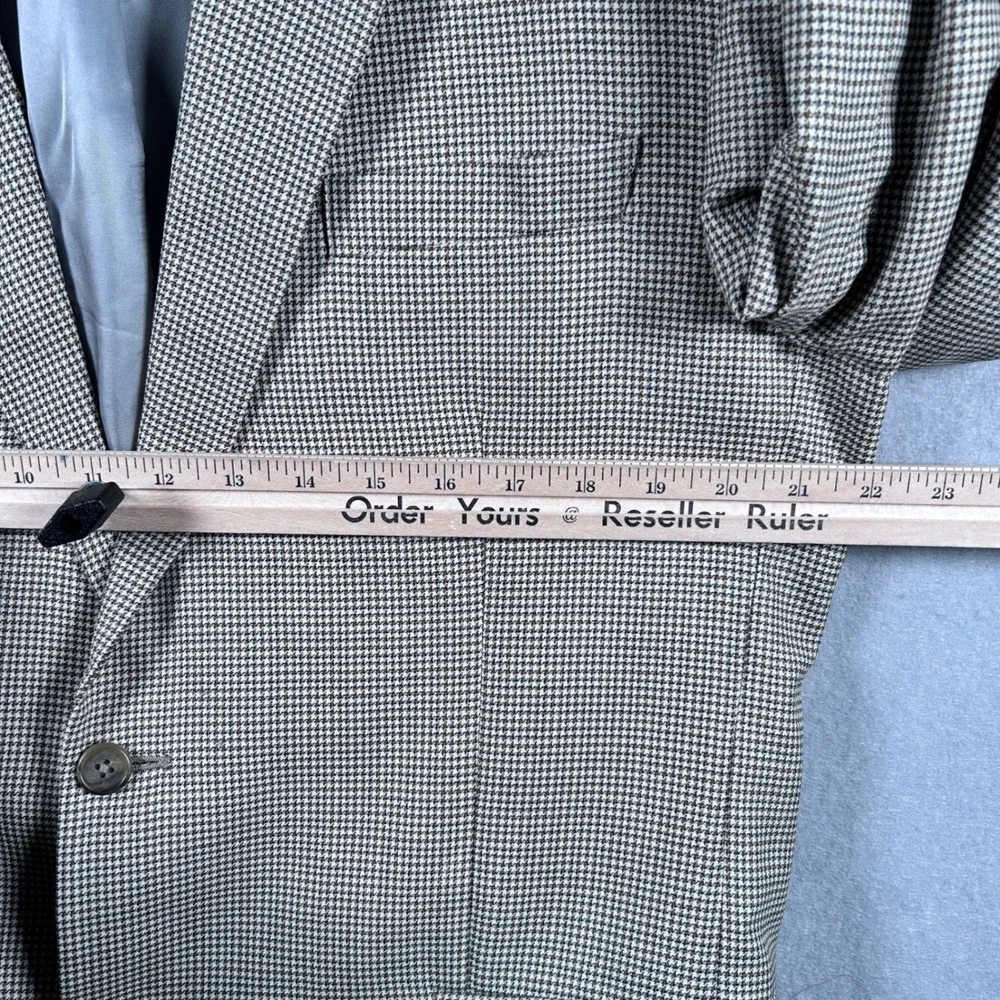 Jos A Bank Gordon 2B Signature Blazer Men 43R Grey Cream Houndstooth 100% Wool